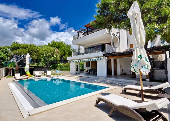 Charmante Und Luxurioese La Casa Del Capitano By Interhome Dom wakacyjny Ražanj