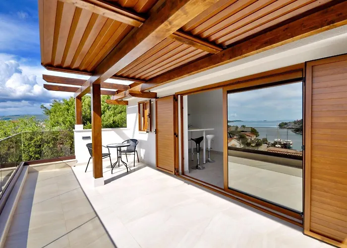 Feriehus Charmante Und Luxurioese La Casa Del Capitano By Interhome Ražanj